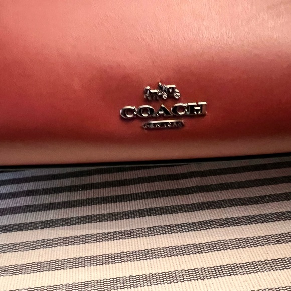 Coach X Selena Gomez
Crystal Embellished Selena Bond Bag ~ Bordeaux - Picture 4 of 15